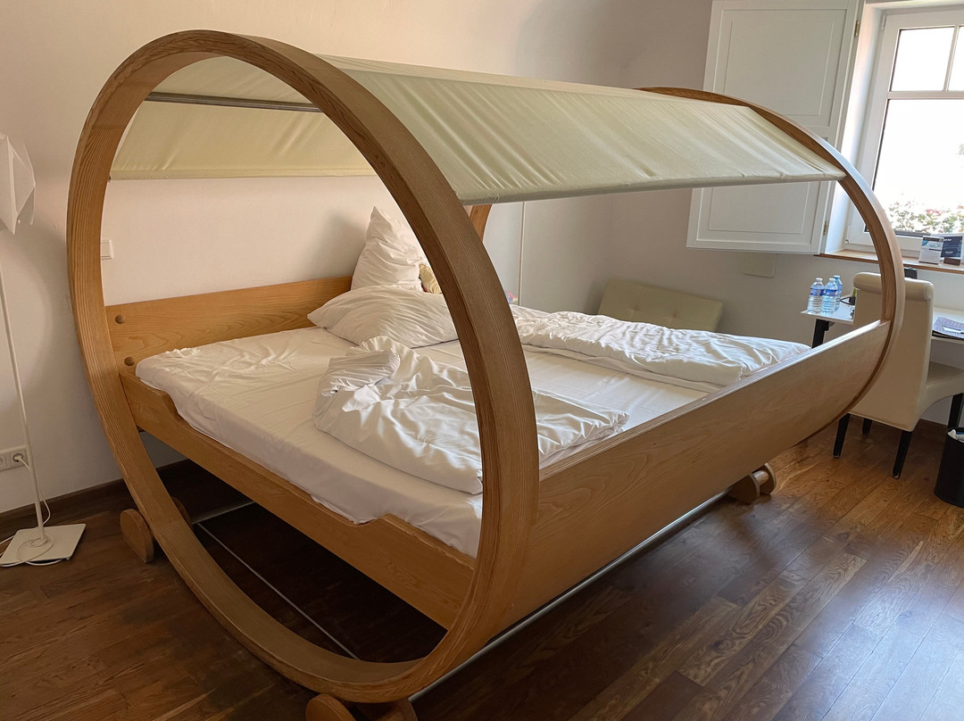 贝弗兰登酒店主图