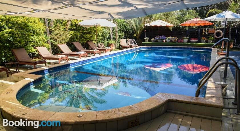 Beit Ram Sherf主图