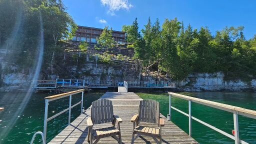 Rockgarden Terrace Resort主图