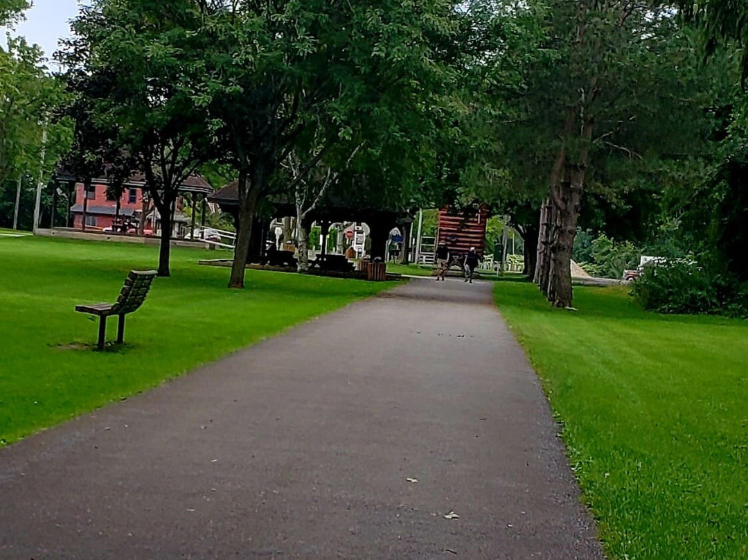 Trail Station Park景点图片