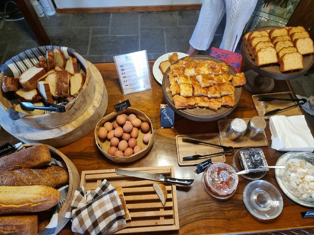 The Varos Residences Hotel主图