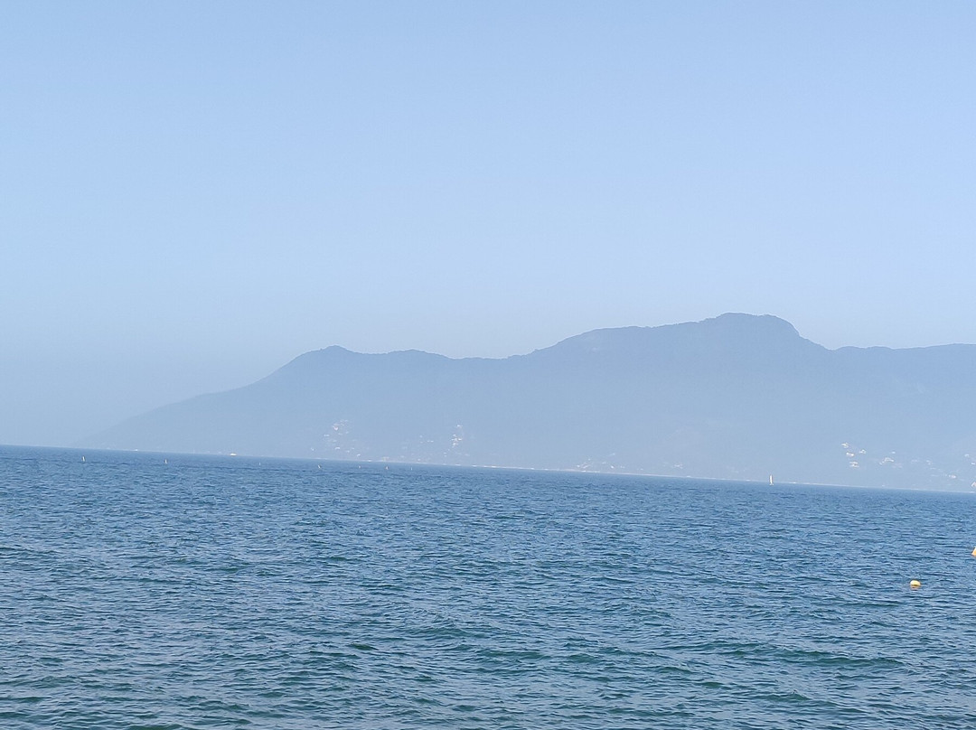 Praia das Cigarras景点图片