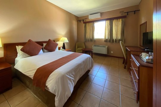 M'kango Golfview Hotel-客卧