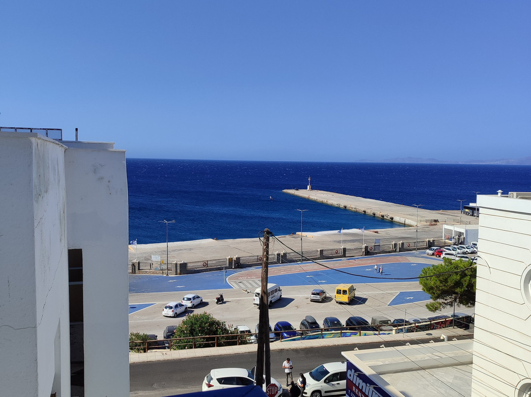 Leandros Hotel主图