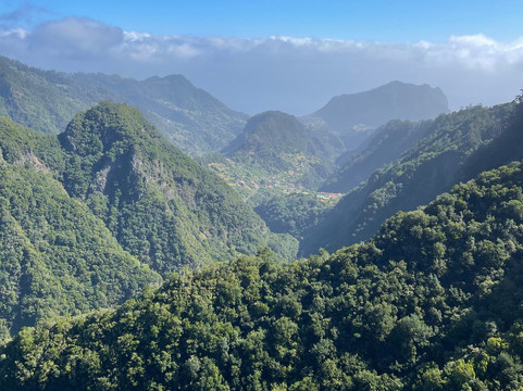 Island explorer Madeira by 4X4-马德拉群岛必去景点