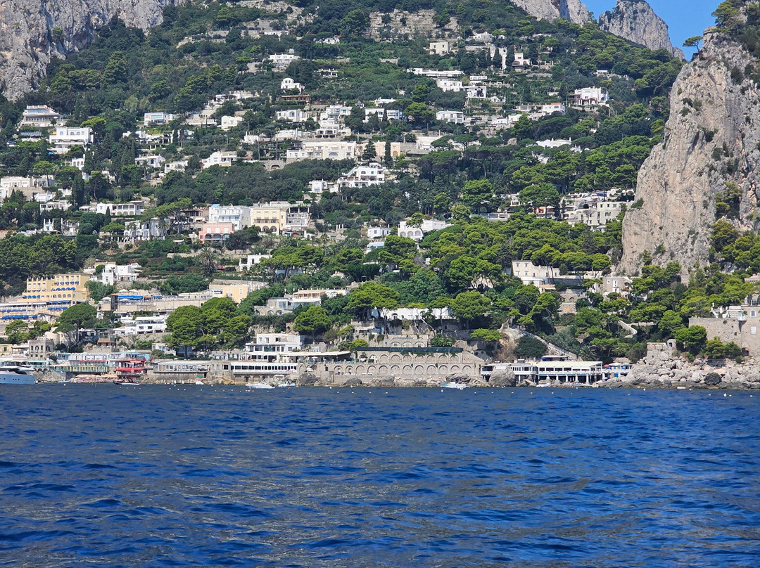 Pepecello Yacht Tours-那不勒斯必去景点