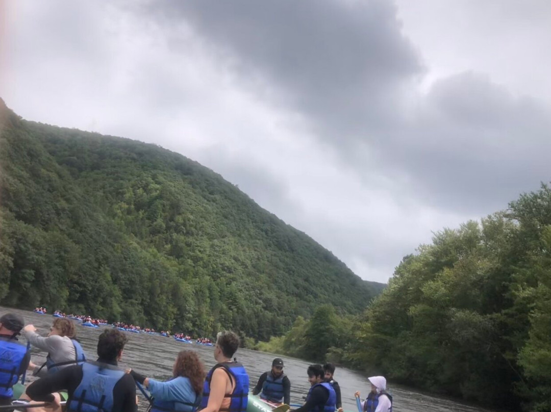 Whitewater Rafting Adventures景点图片