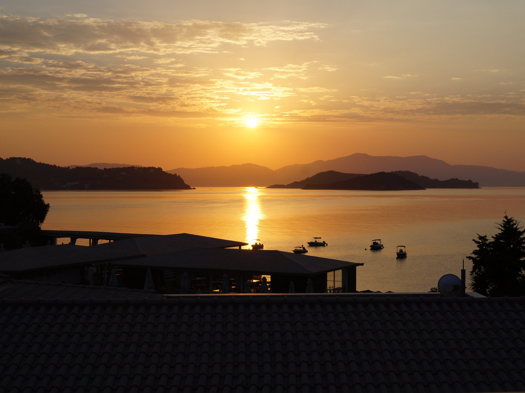 卡桑德拉湾度假村酒店主图