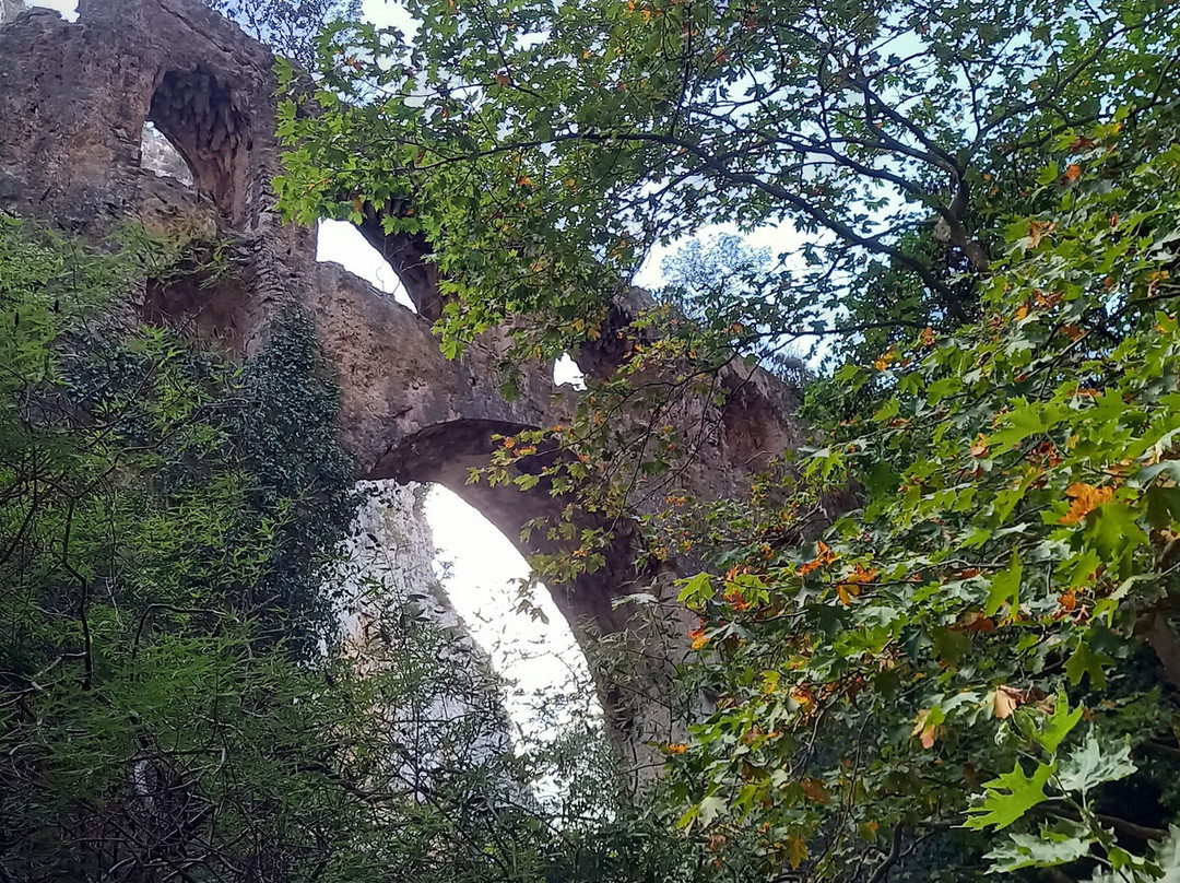 Forgotten Aqueduct景点图片