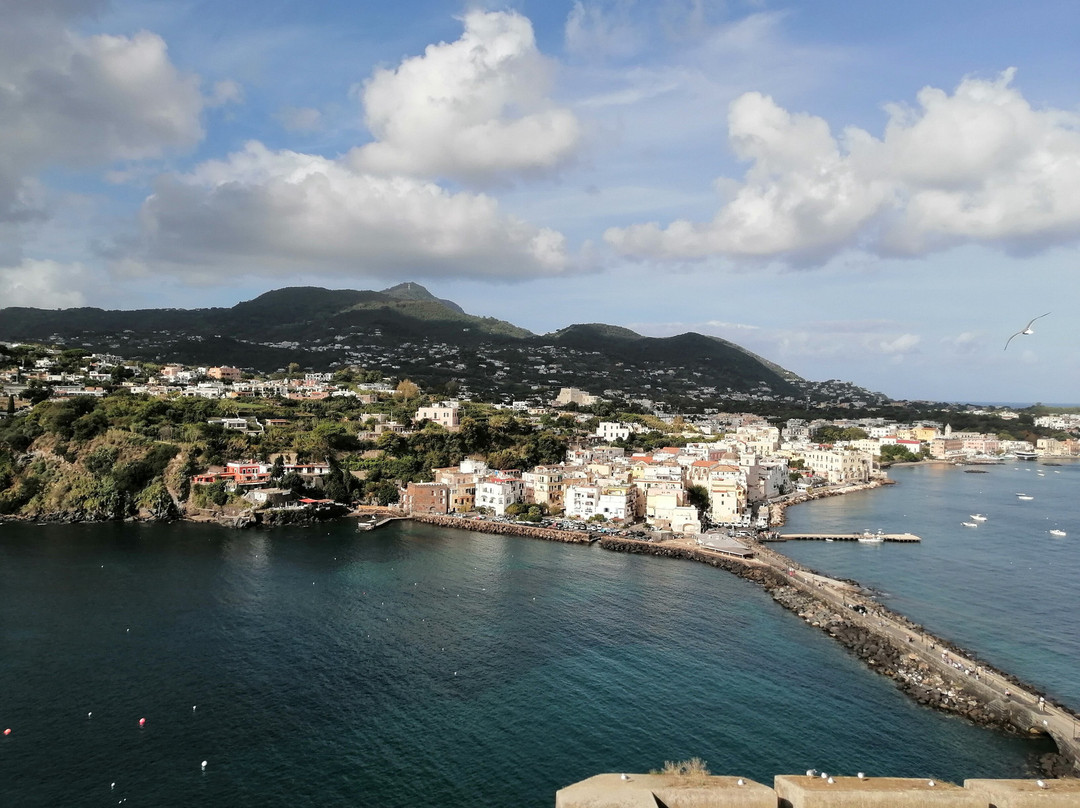 Castello Aragonese-伊斯基亚必去景点