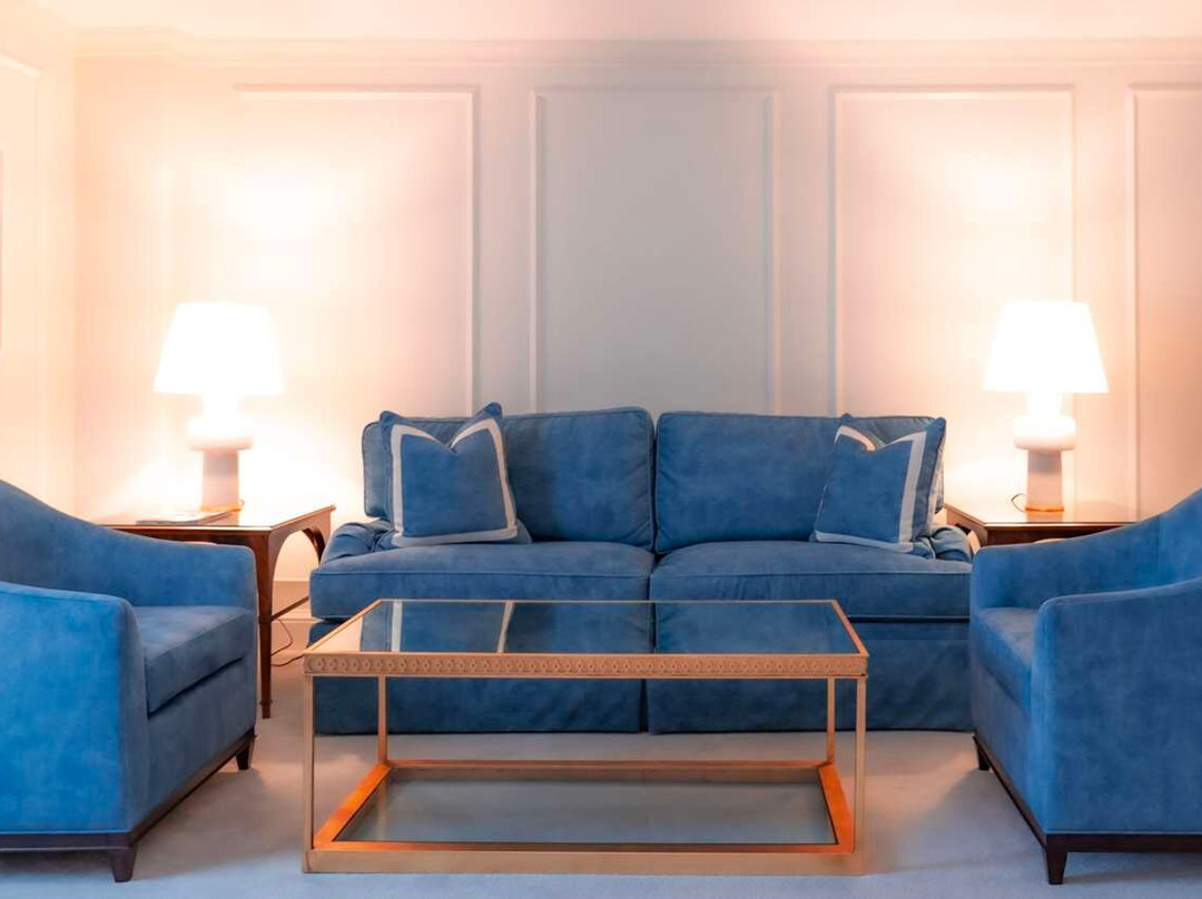 艾略特套房酒店主图