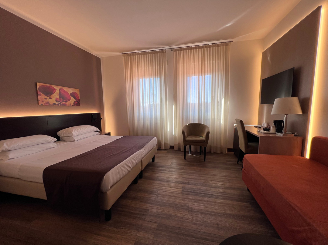 Hotel Carlton主图
