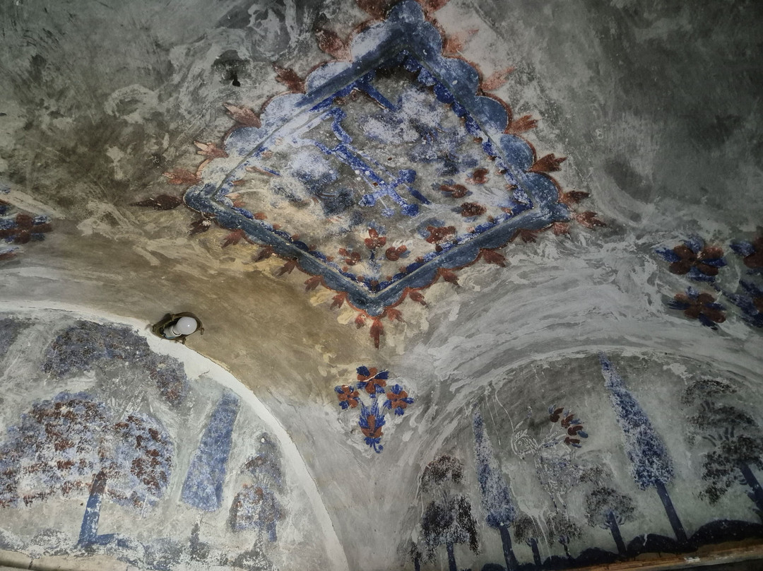 Holy Trinity Monastery (Agia Triada)-卡兰巴卡必去景点