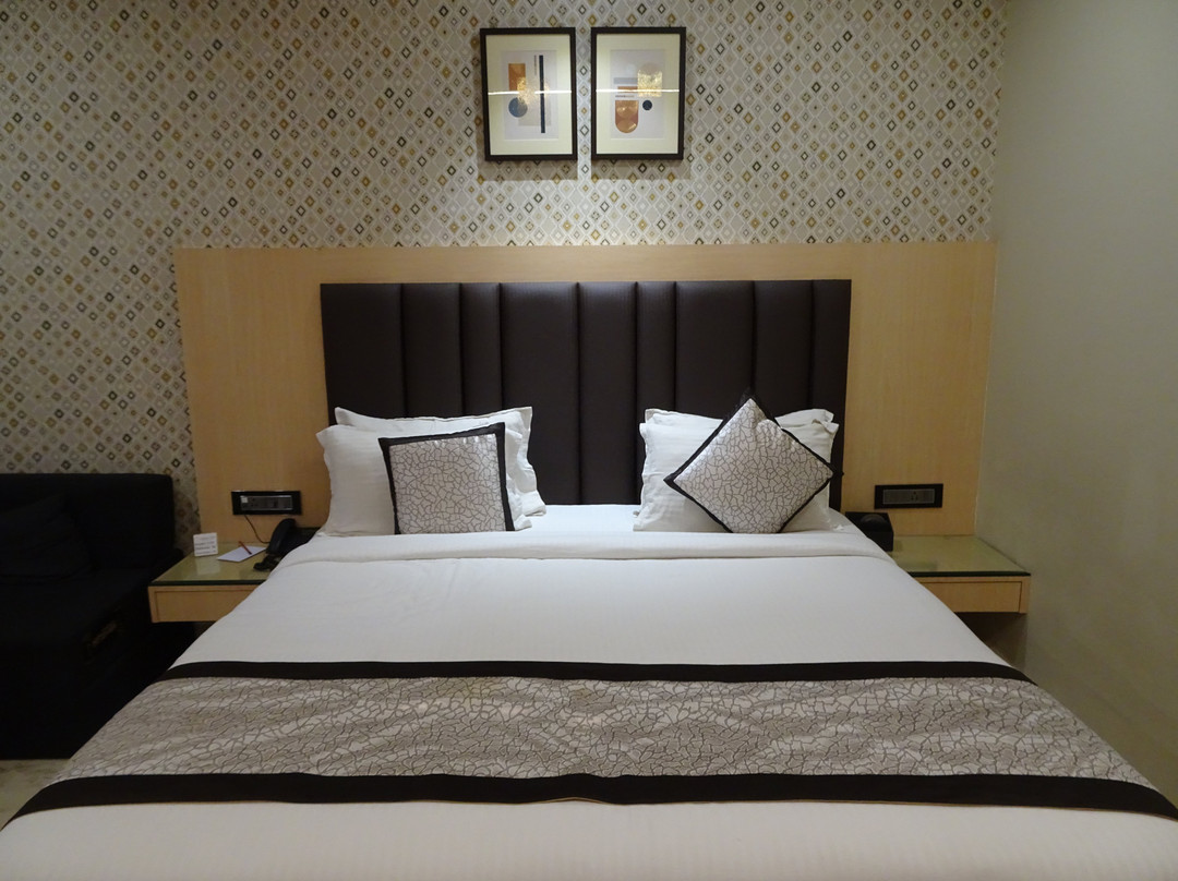 Hotel Golden Tree Puri主图