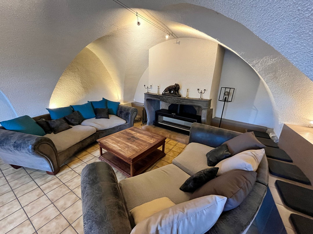 Le Moulin Des Poètes主图