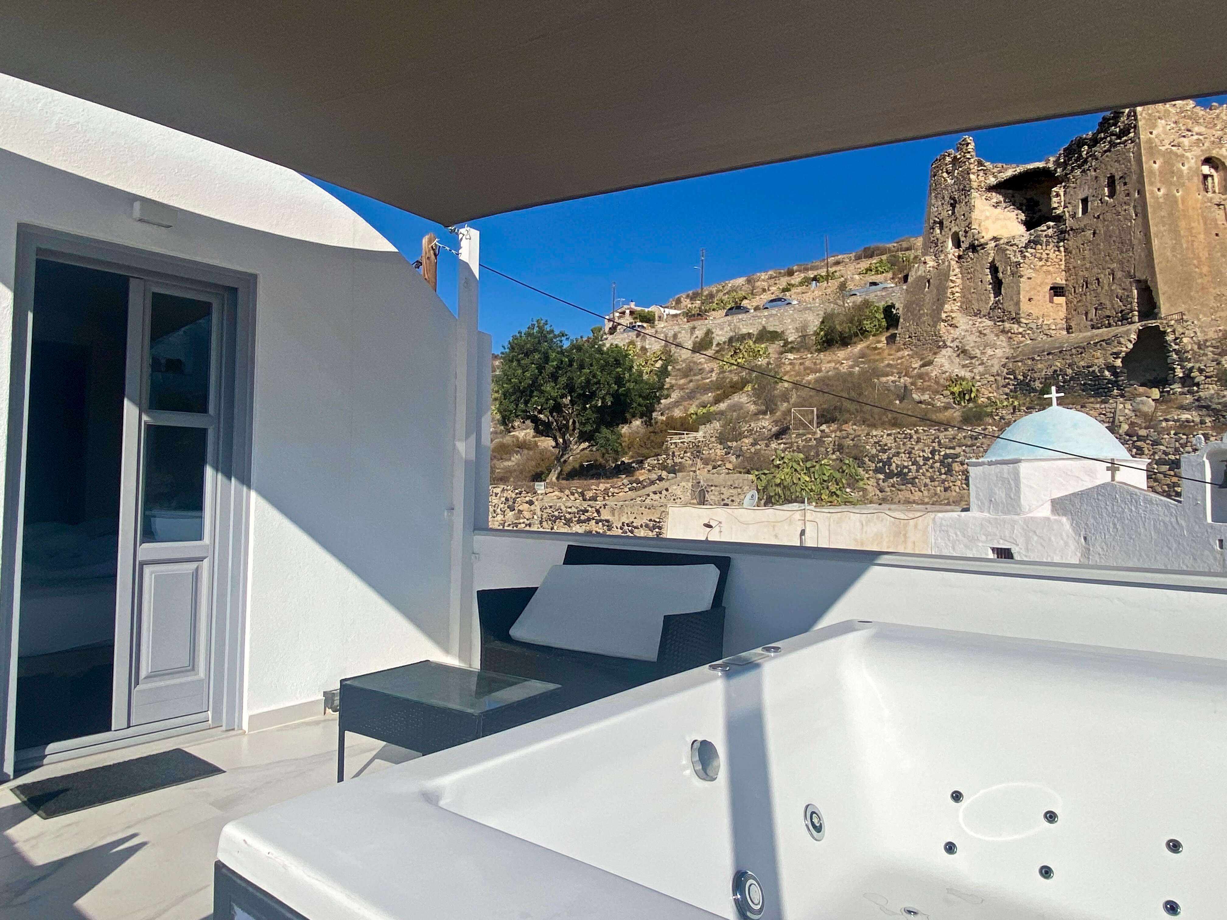 BlackStone Luxury Suites-官方