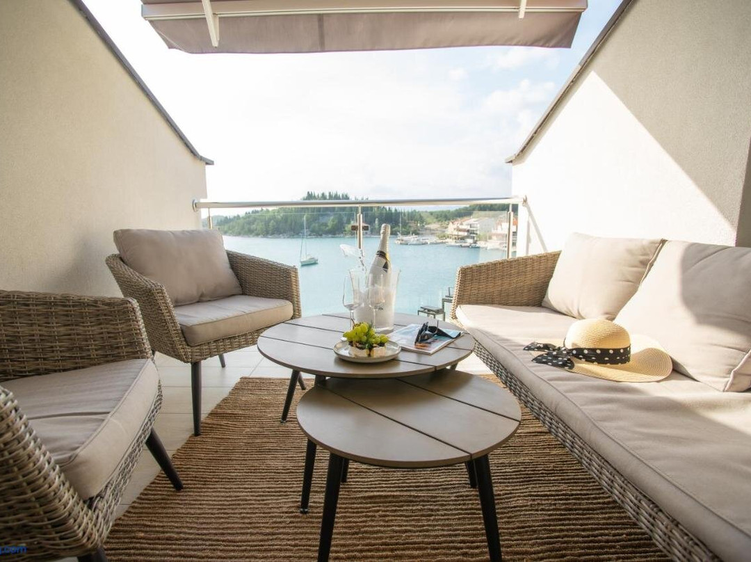 Apartment Antun - Adriatic Coast Retreat