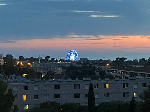 La Maison Radieuse (Le Corbusier)-Reze必去景点