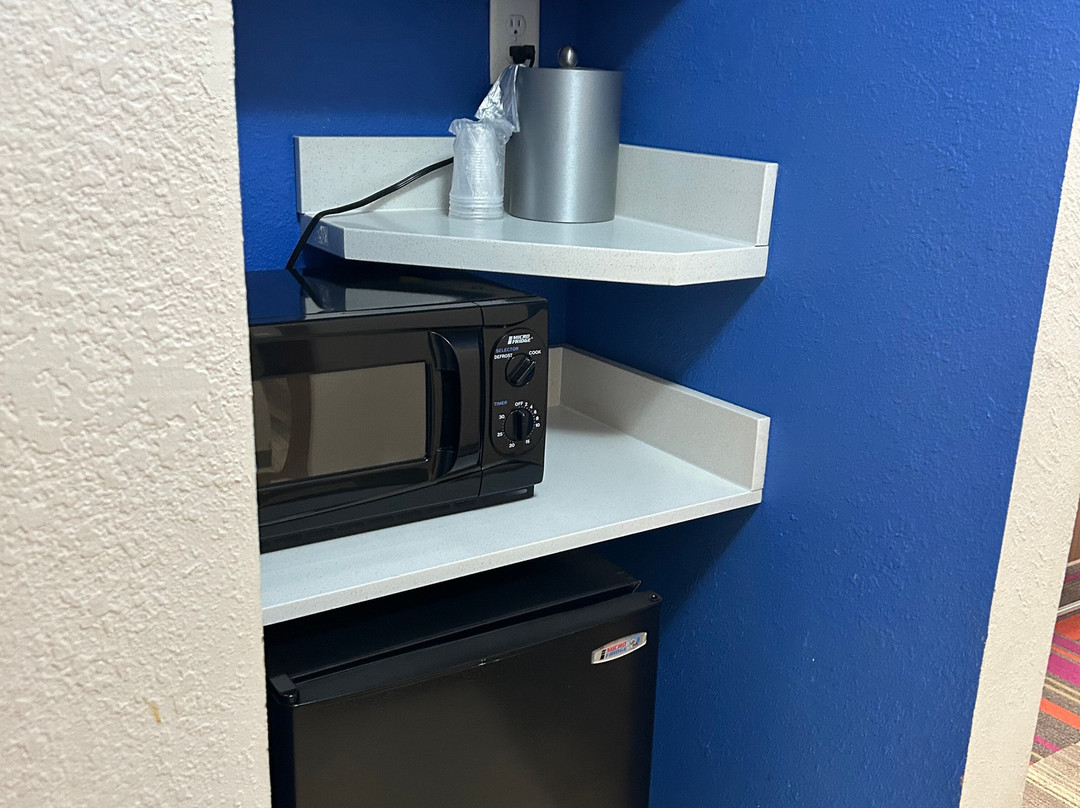 Holiday Inn Express & Suites Suffolk By IHG主图