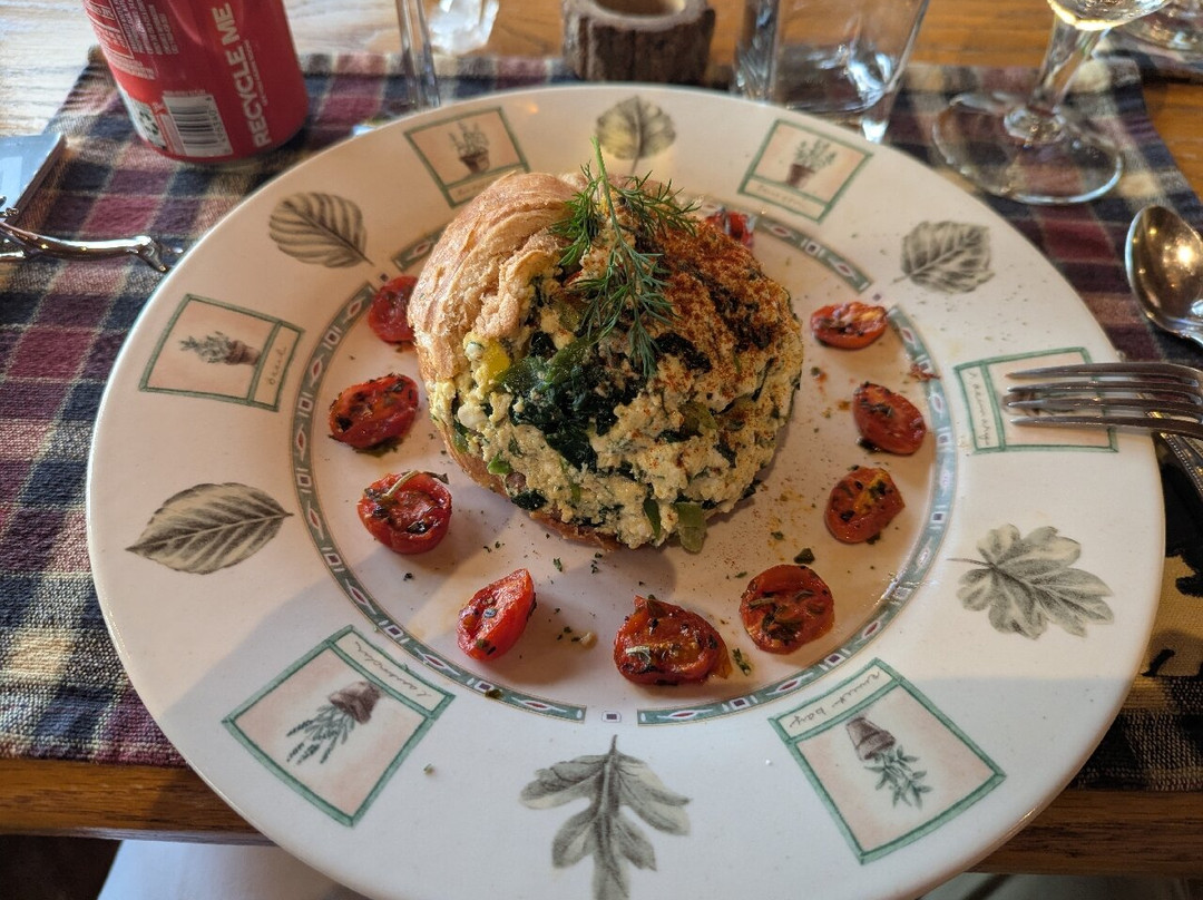 The Overlook Inn主图