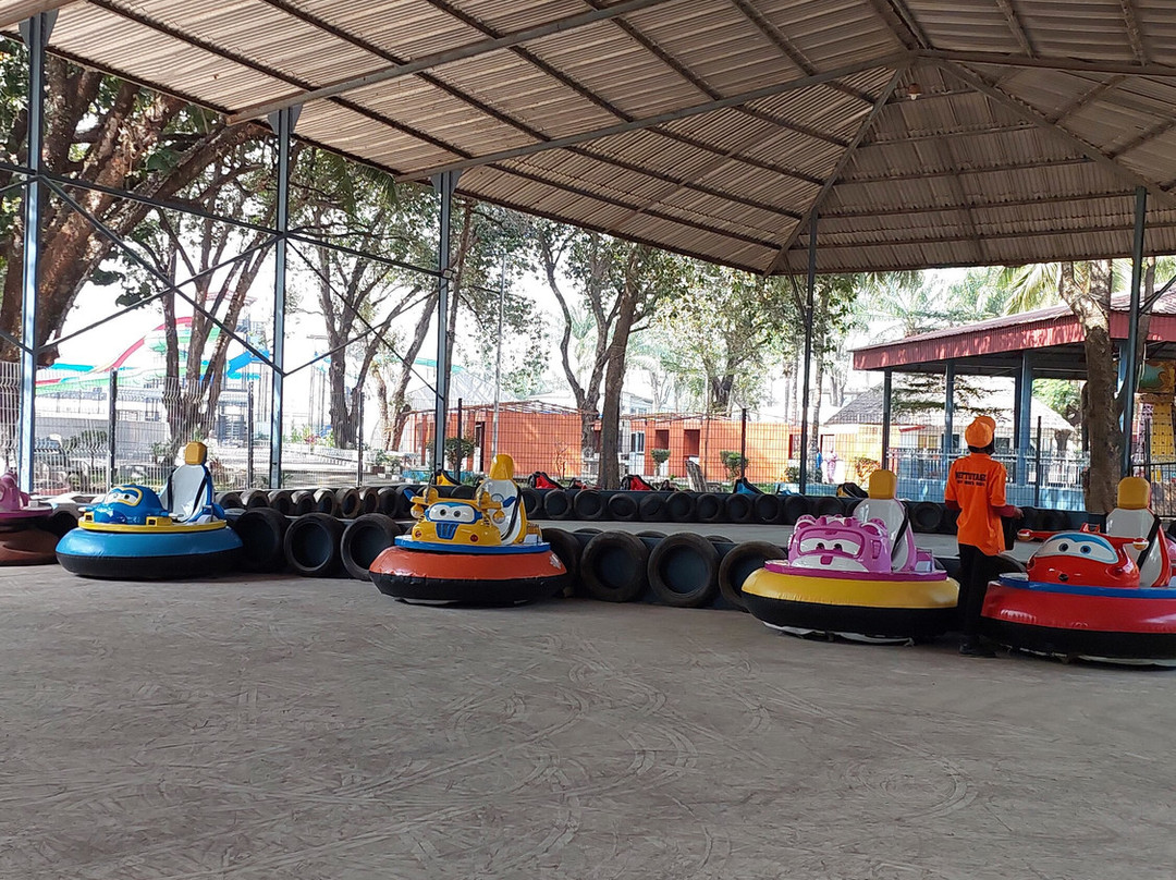 Jardins Du 2 Octobre-柯那克里必去景点