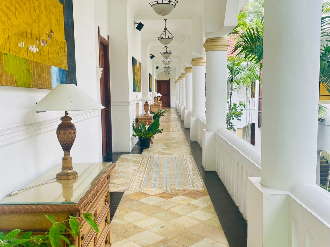 婆罗浮屠沙拉瓦提酒店主图