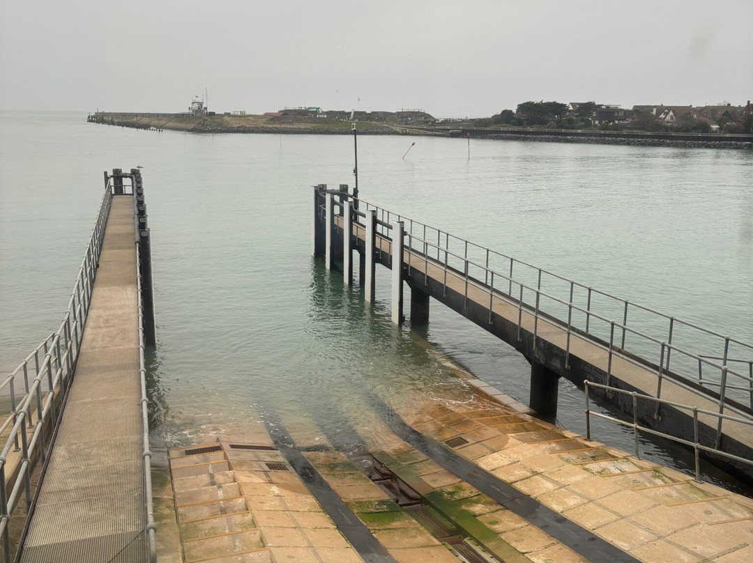 Shoreham Harbour Lifeboat Station景点图片