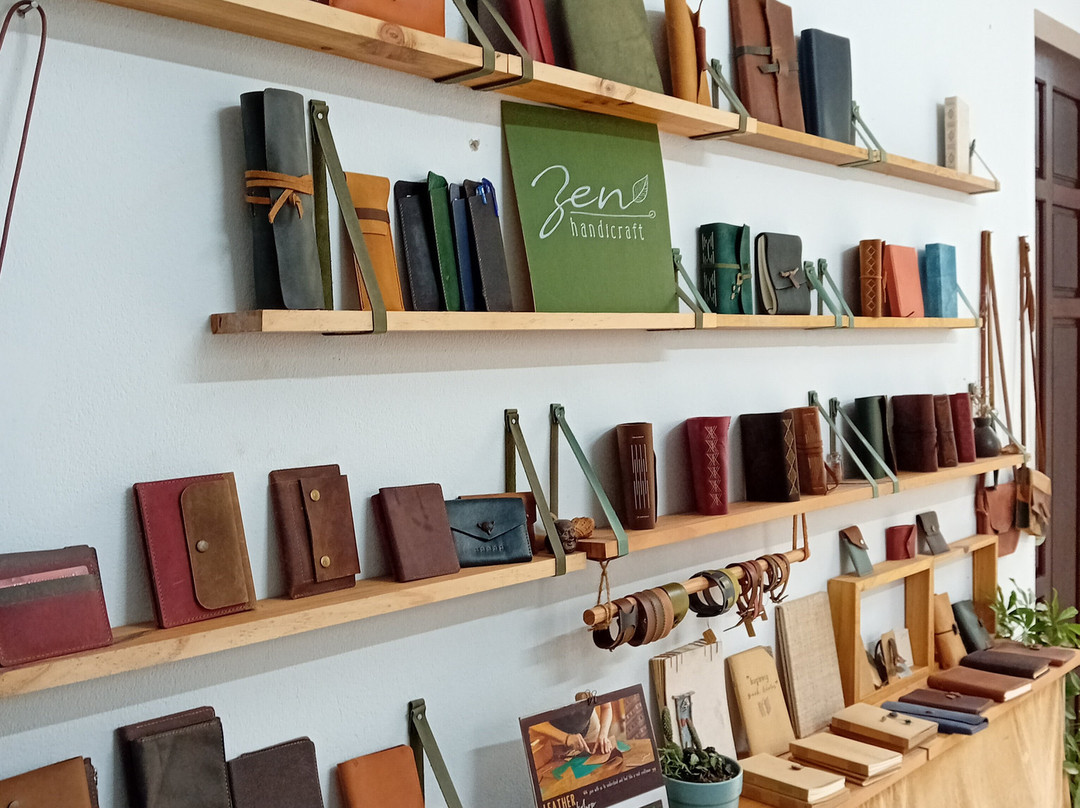 Zen Leather Workshop景点图片
