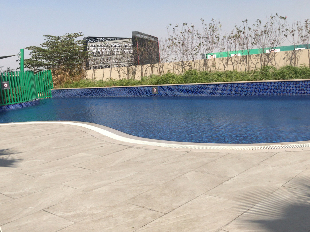 Holiday Inn & Suites Dubai Science Park By IHG主图