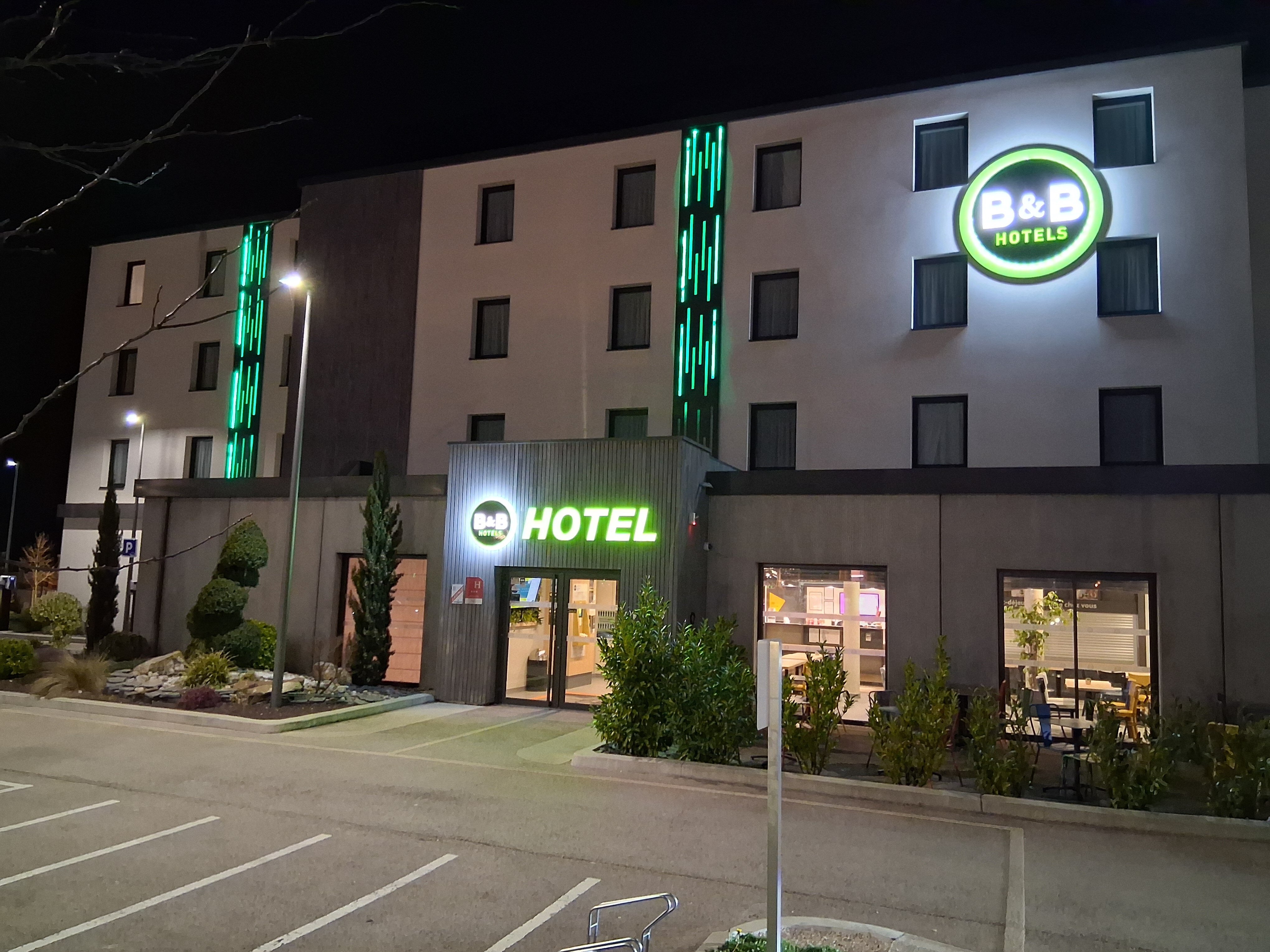 B&B Hotel Troyes Magasins D'Usine-浴室
