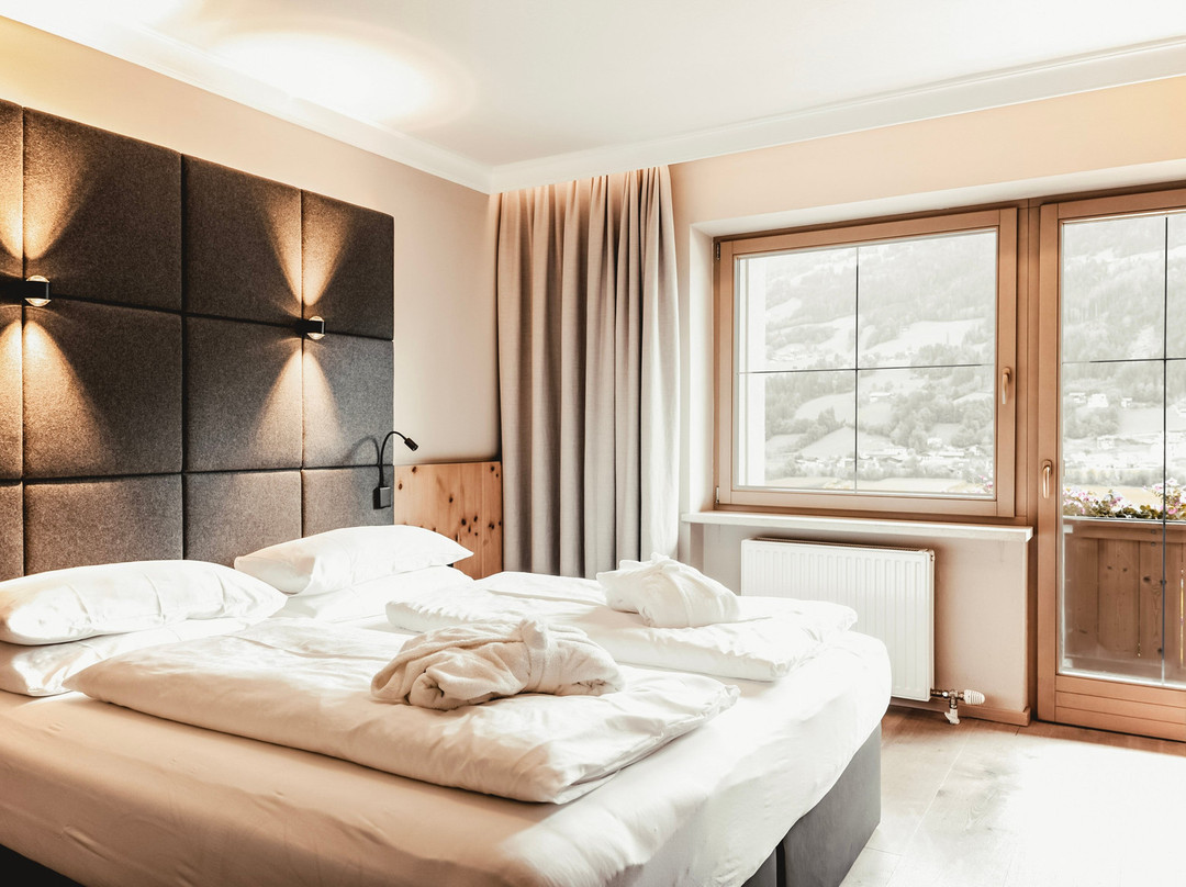 体育与健康英雄酒店- 举行KG酒店主图