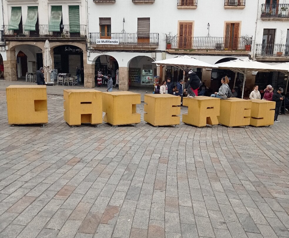 Plaza Mayor de Cáceres-卡塞雷斯必去景点