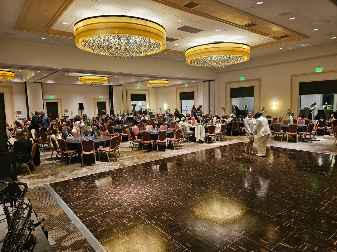 圣拉蒙万豪酒店主图