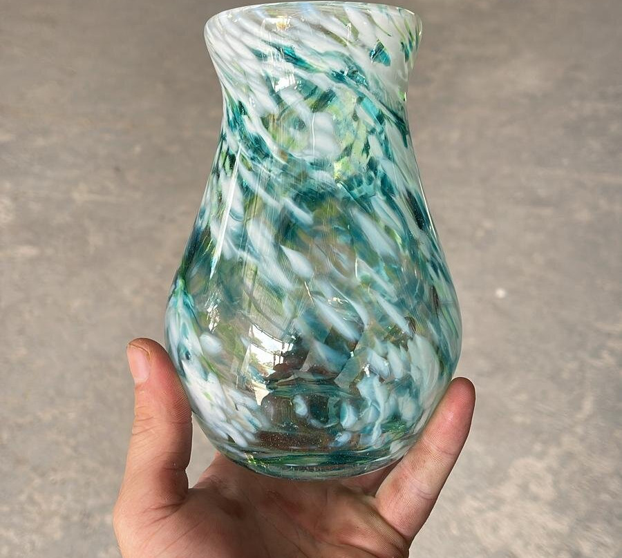 Horizon Glassworks International-Kediri必去景点