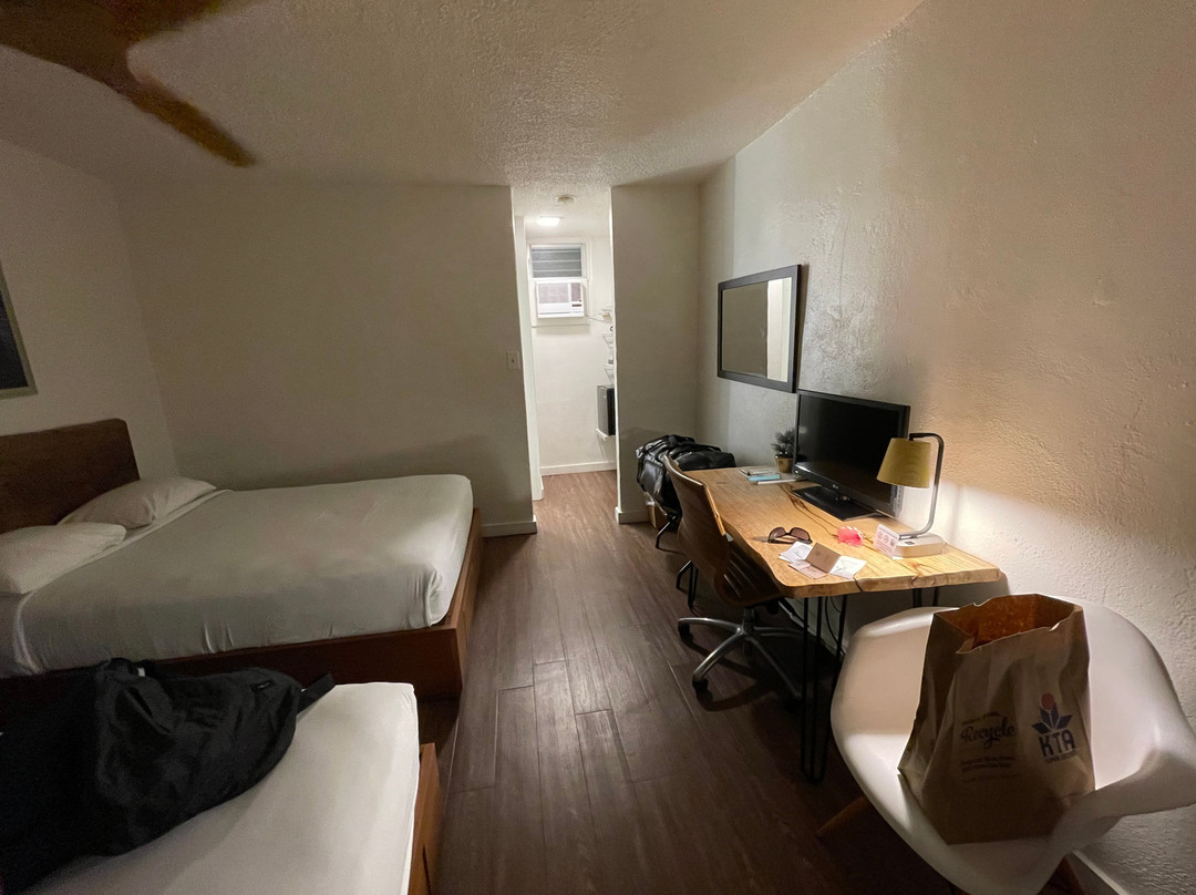 希罗滨海酒店主图