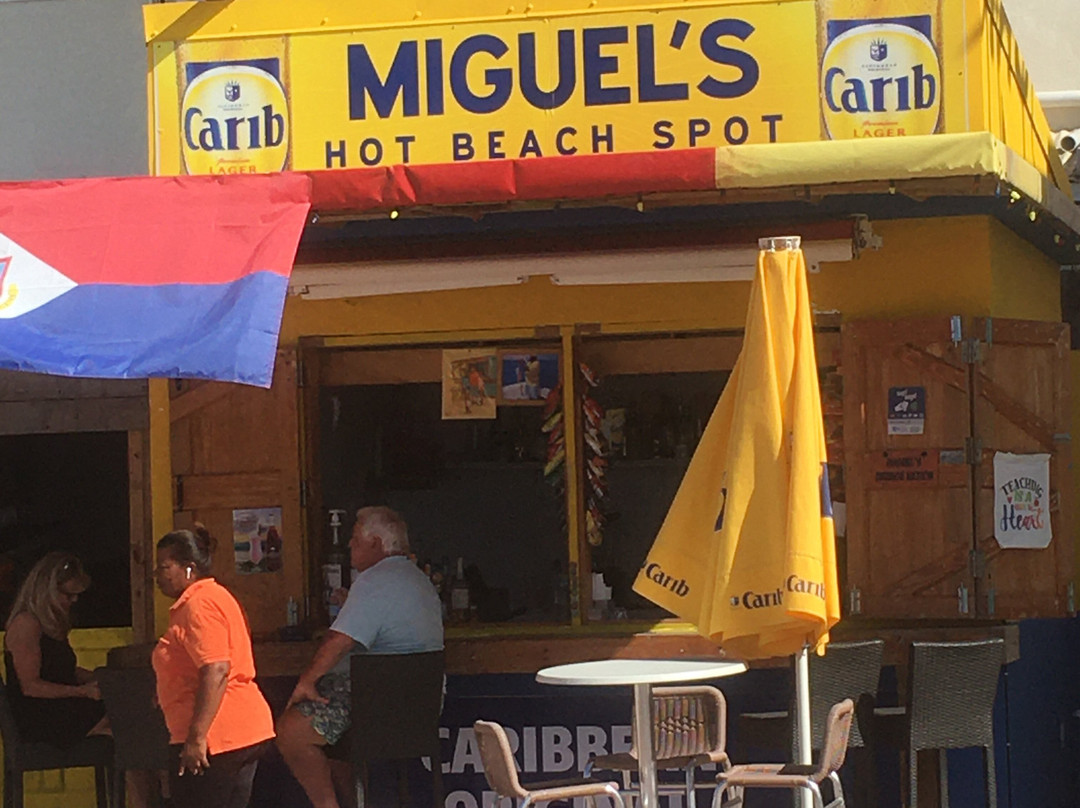 Miguel's Hot Beach Spot-圣马丁岛必去景点