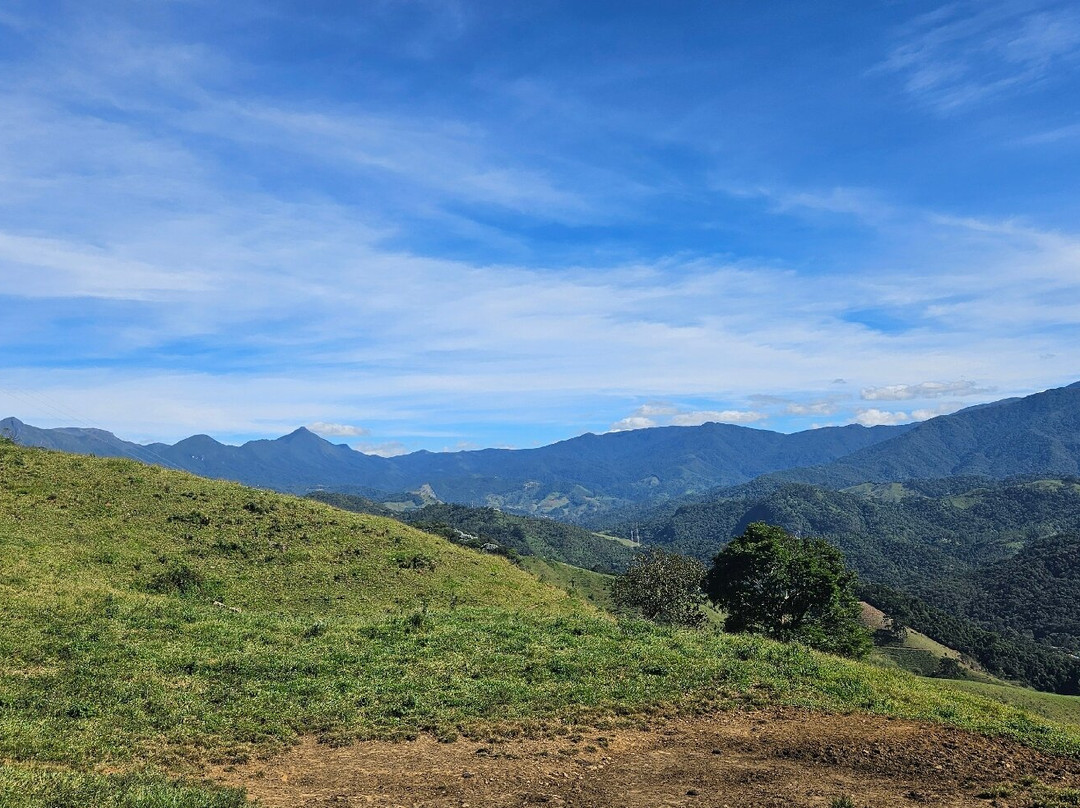 Pico Penedinho-Penedo必去景点