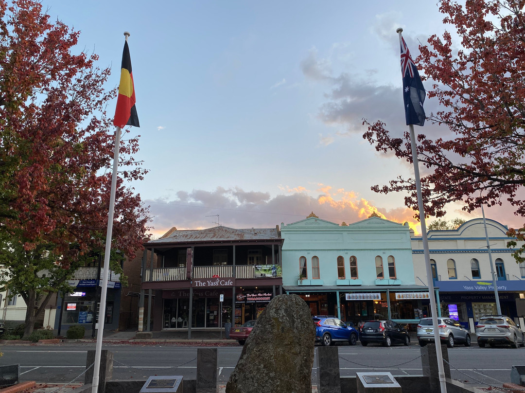Yass Soldiers' Memorial Hall