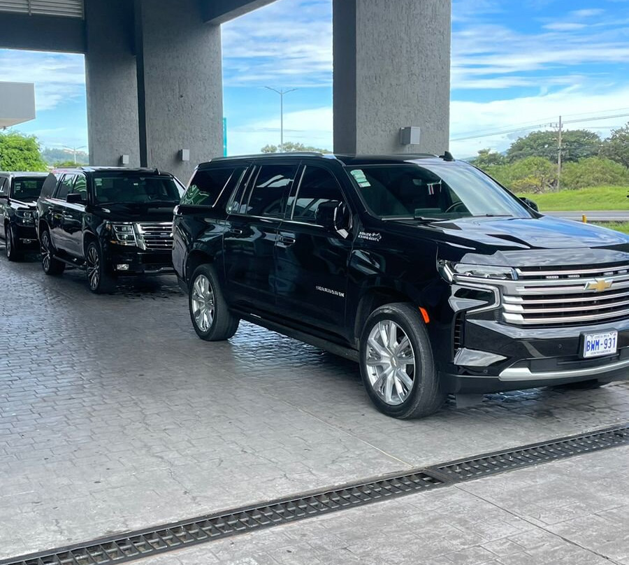 CR Luxury Transport景点图片
