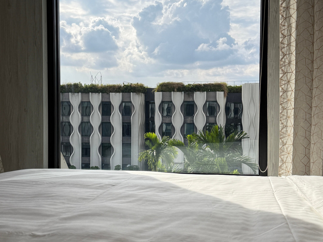 Village Hotel Sentosa by Far East Hospitality主图