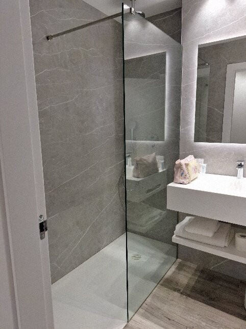 阿尔布菲拉酒店主图