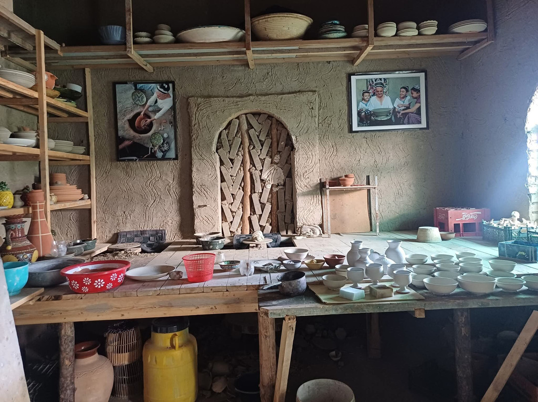 Gijduvan ceramics of The Narzullaevs-Gijduvan必去景点