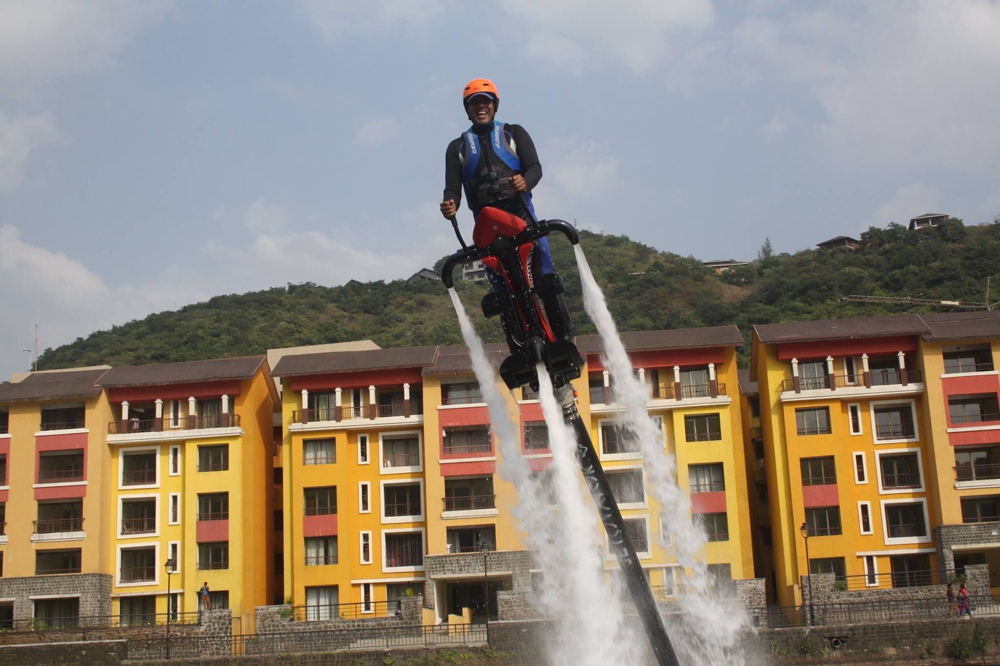 The Waterfront Shaw, Lavasa-官方
