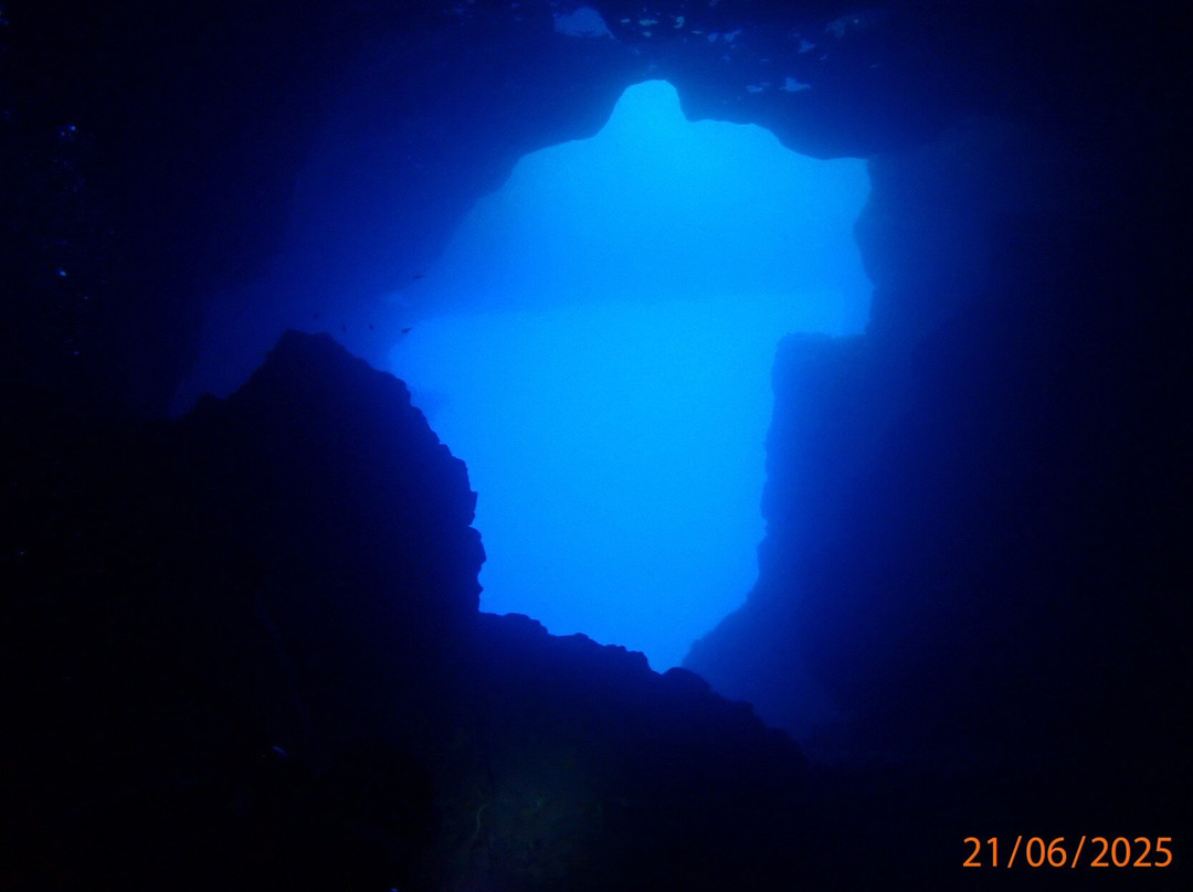 Utina Diving-Xlendi必去景点