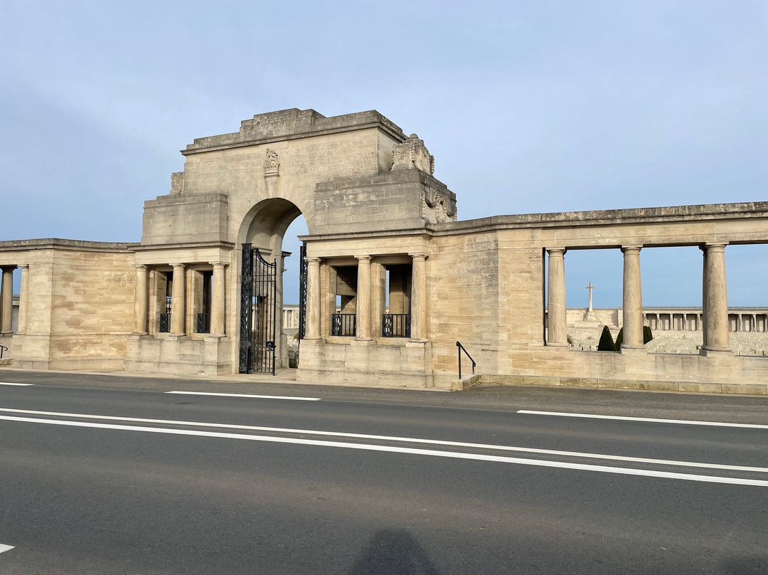 Pozieres Memorial-Pozieres必去景点