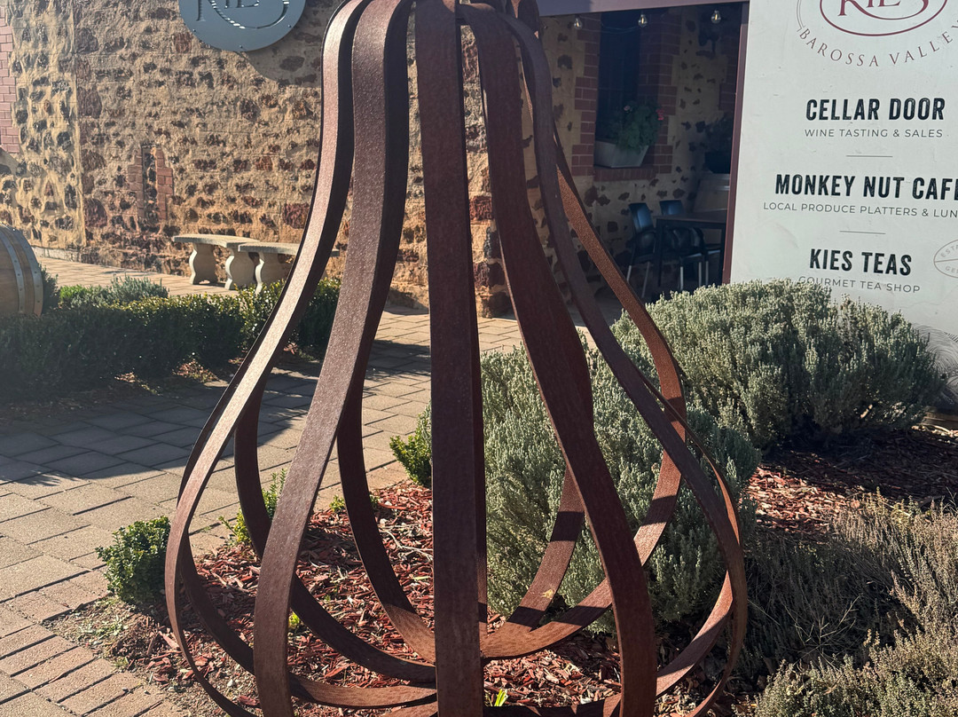 Kies Family Wines-林道必去景点