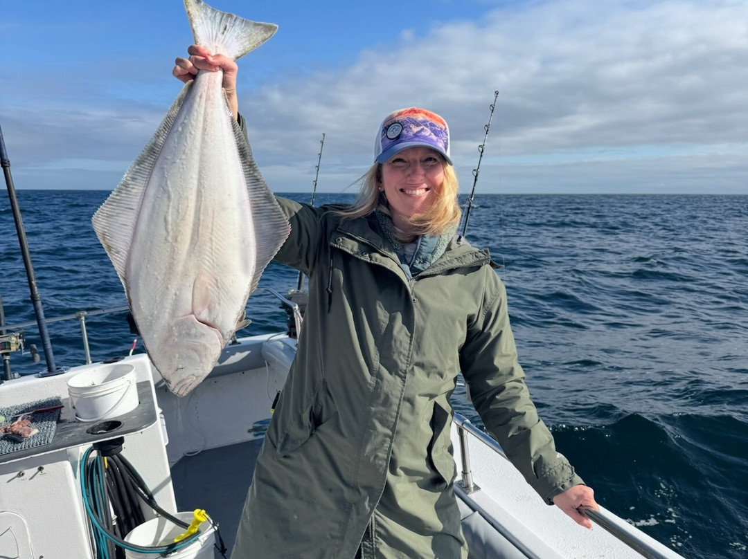 North Country Charters-荷马必去景点