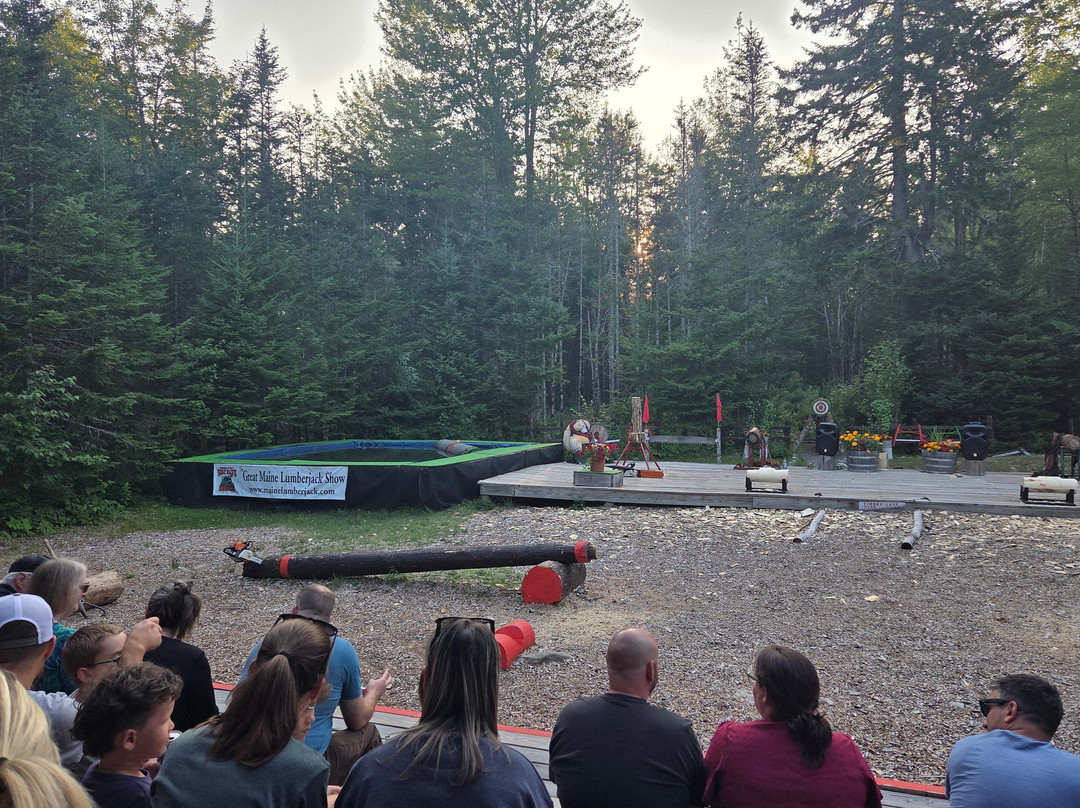 Timber Tina's Great Maine Lumberjack Show-Trenton必去景点