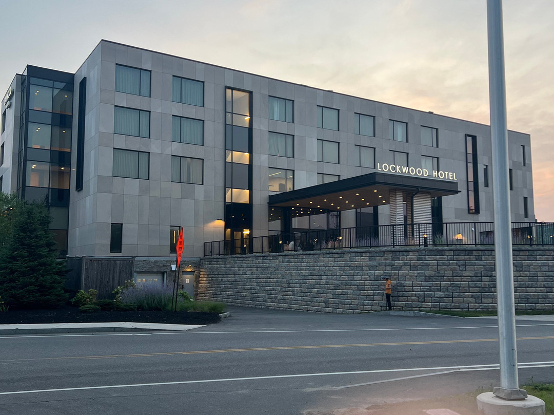 Lockwood Hotel主图