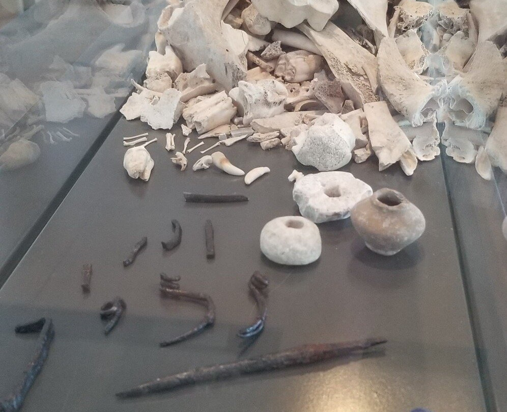 Bibracte-Saint-Leger-sous-Beuvray必去景点